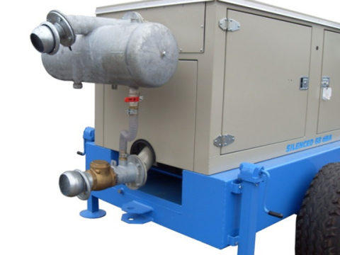 Zelfaanzuigend systeem voor motorpompset